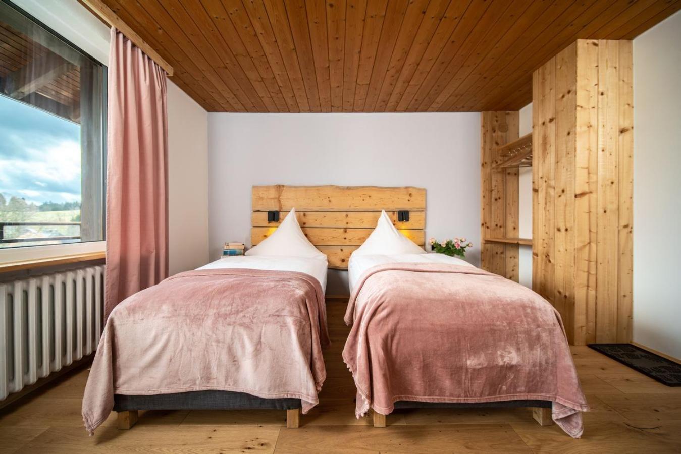 Boutique Hotel And Apartments Pension Sternen Todtmoos Eksteriør bilde